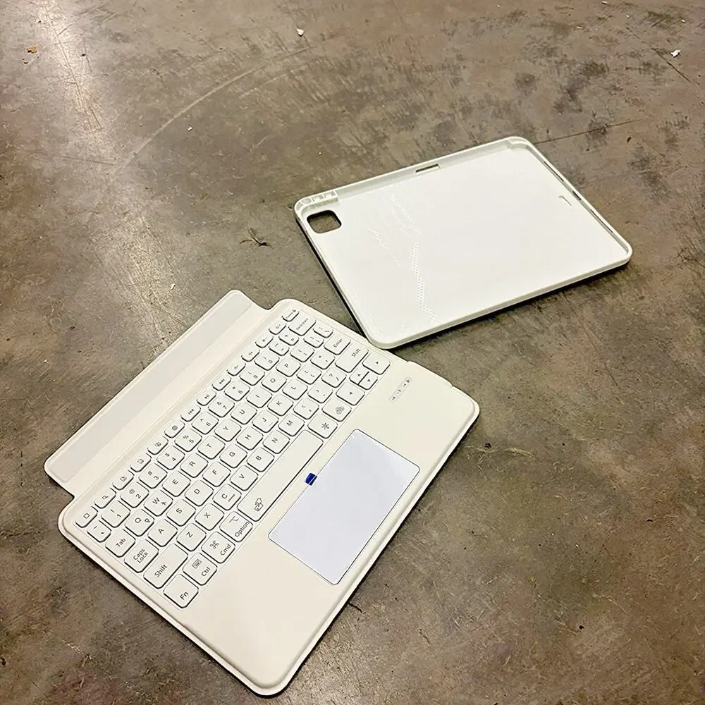 ZENLU iPad Pro 11 M4 Keyboard Case Trackpad Backlit White